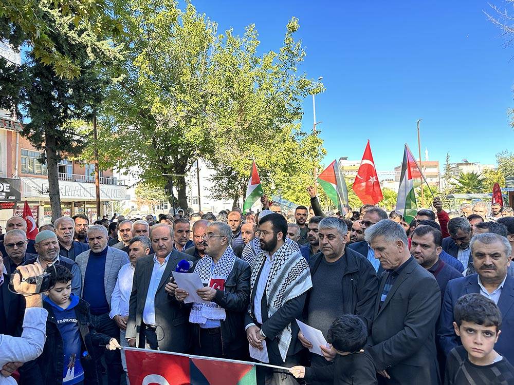 İsrail'in Gazze'ye yönelik saldırıları protesto edildi 12